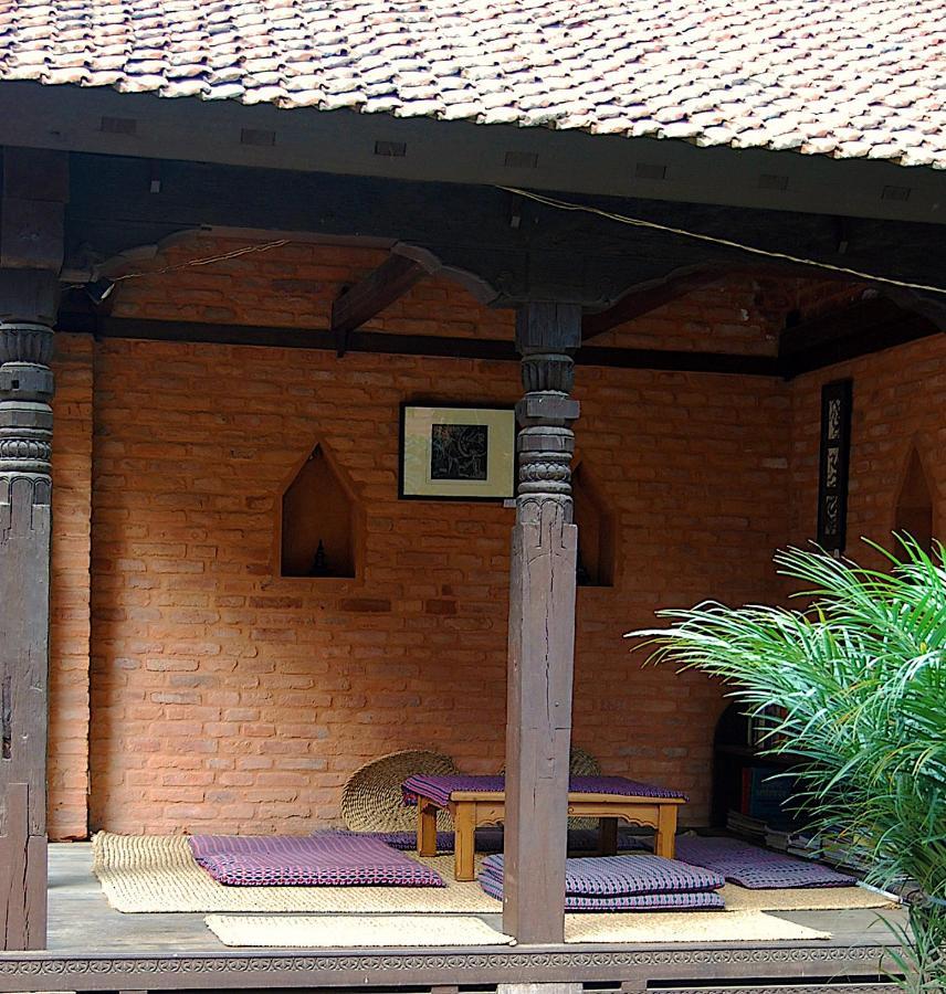 Newa Chen Historic House Unesco Lalitpur Luaran gambar