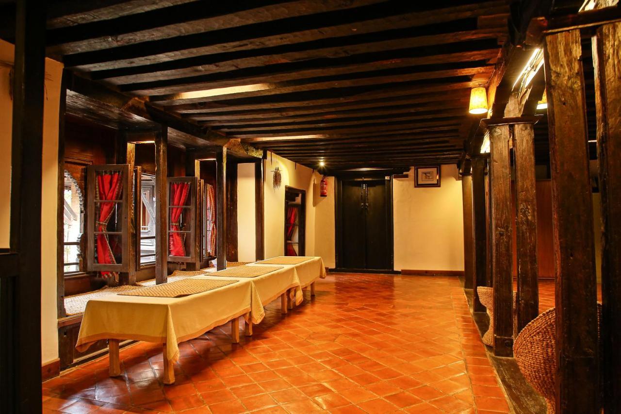 Newa Chen Historic House Unesco Lalitpur Luaran gambar